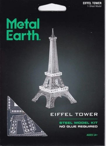 Konstruktors metāla Eiffel Tower