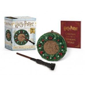 Figūra Harry Potter: Hogwarts Christmas Wreath and Wand Set (Lights Up!)