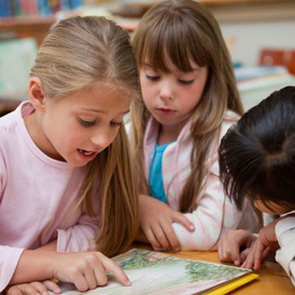 7 veidi, kā veicināt bērna interesi par lasīšanu